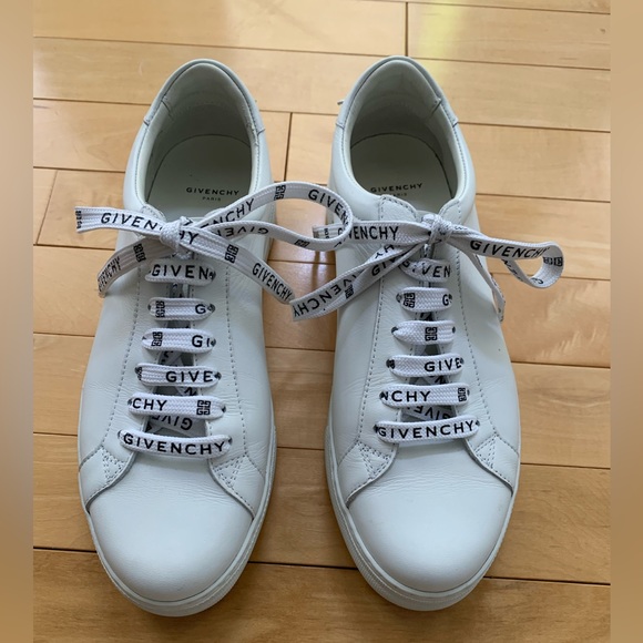 Givenchy Urban White Sneaker size 37 (7) - Picture 2 of 6